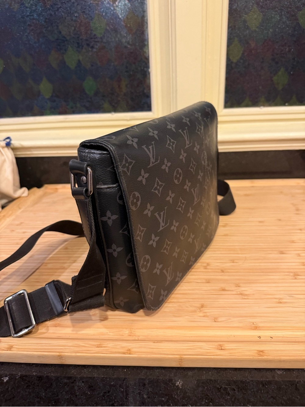 100% authentic  Louis Vuitton Men's Black Monogram eclipse Crossbody project bag - Picture 11 of 12